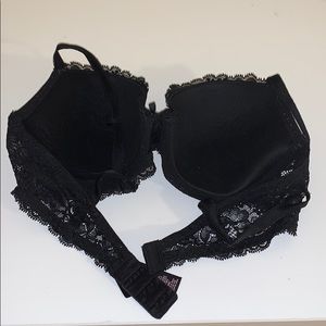 Black lace Victoria’s Secret bra